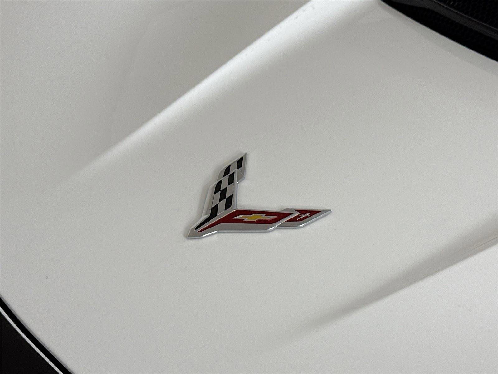 Used 2025 Chevrolet Corvette Z06 RWD image 36