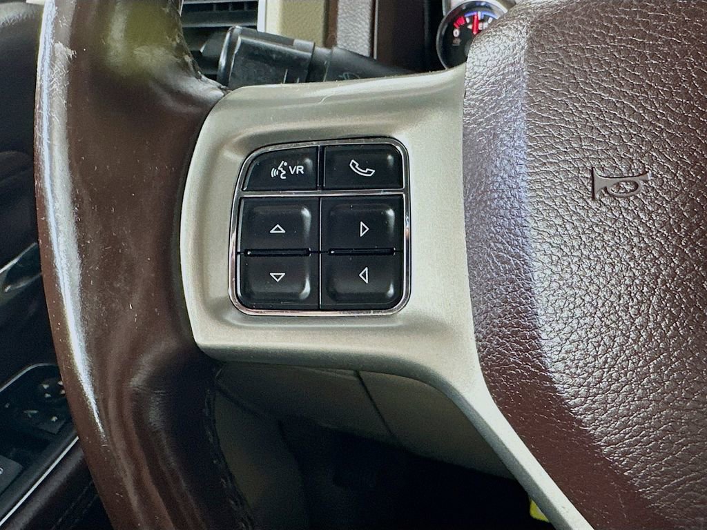 Used 2016 RAM 1500 Laramie w/ Convenience Group AWD/4WD image 25