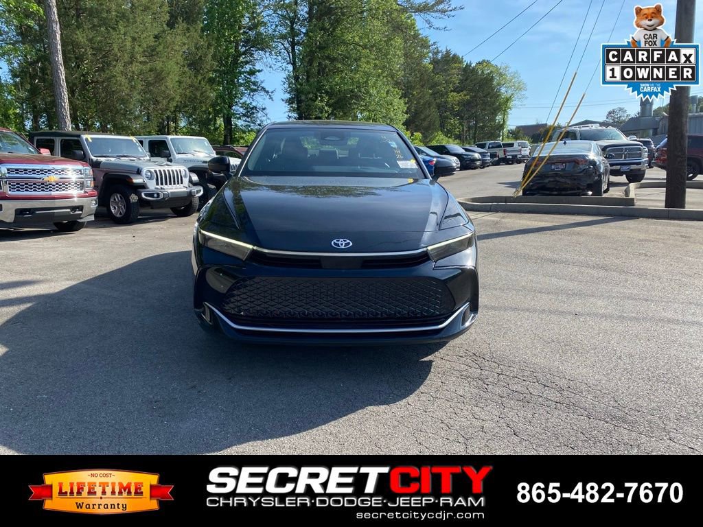 Used 2026 Toyota Crown XLE AWD/4WD video 2