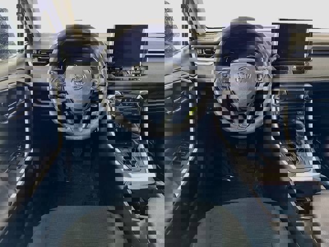 Certified 2025 Toyota RAV4 LE image 20