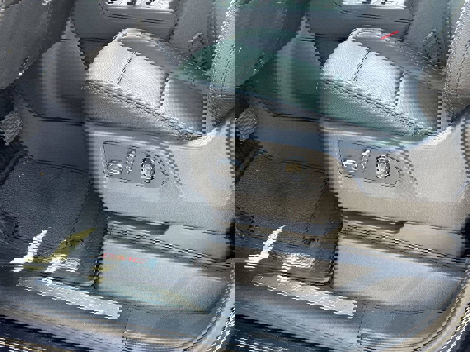 Certified 2025 GMC Sierra 1500 Denali w/ Denali Reserve Package image 17