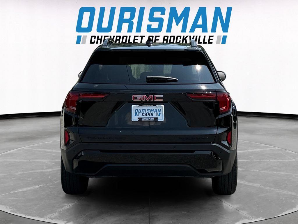 Used 2025 GMC Terrain Elevation w/ Elevation Premium Package AWD/4WD image 5