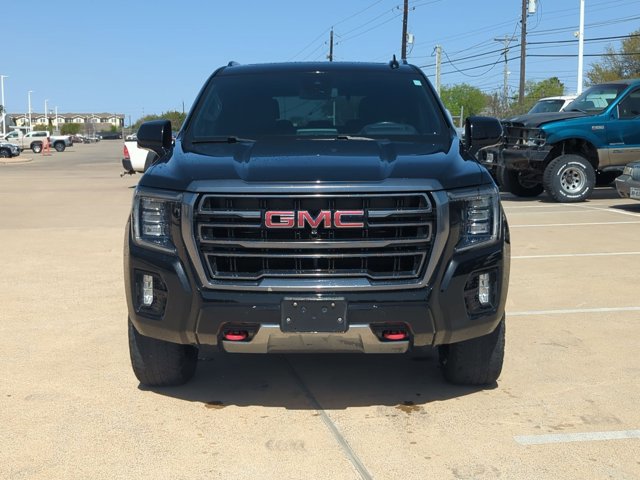 Used 2024 GMC Yukon AT4 w/ Technology Package image 2