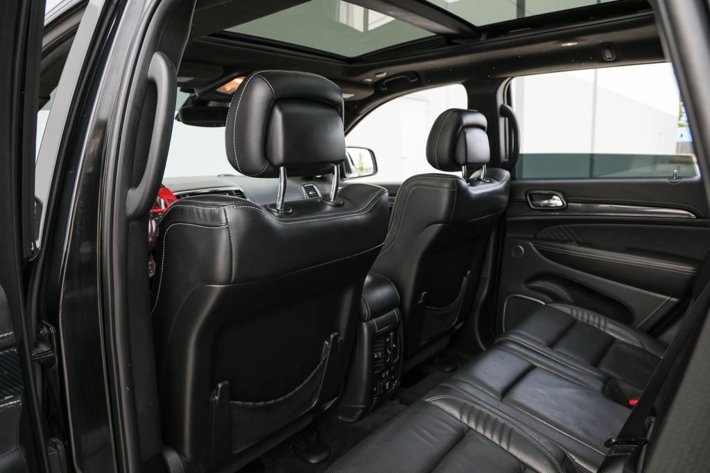 Used 2017 Jeep Grand Cherokee SRT AWD/4WD image 29