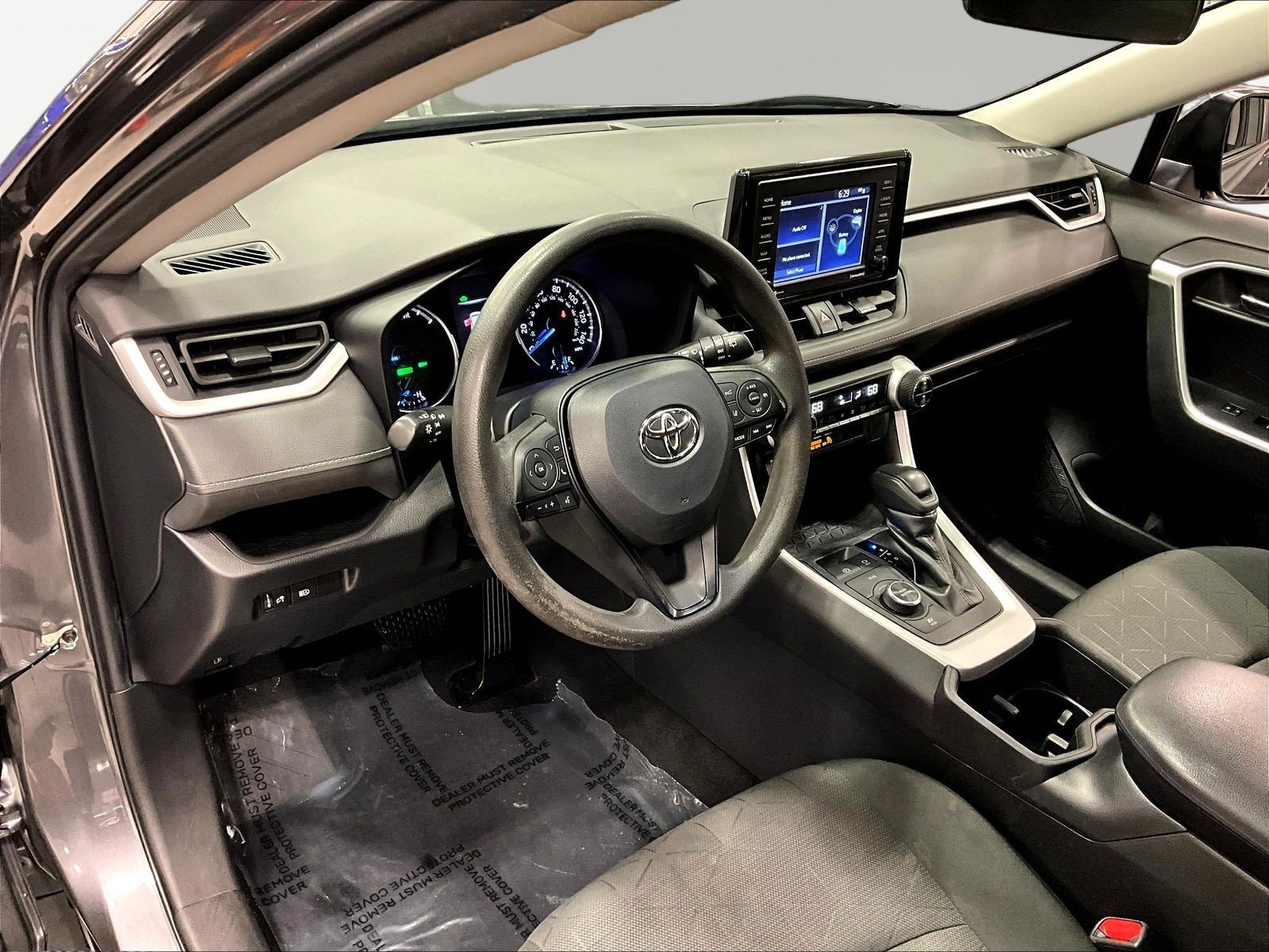Used 2022 Toyota RAV4 XLE AWD/4WD image 17