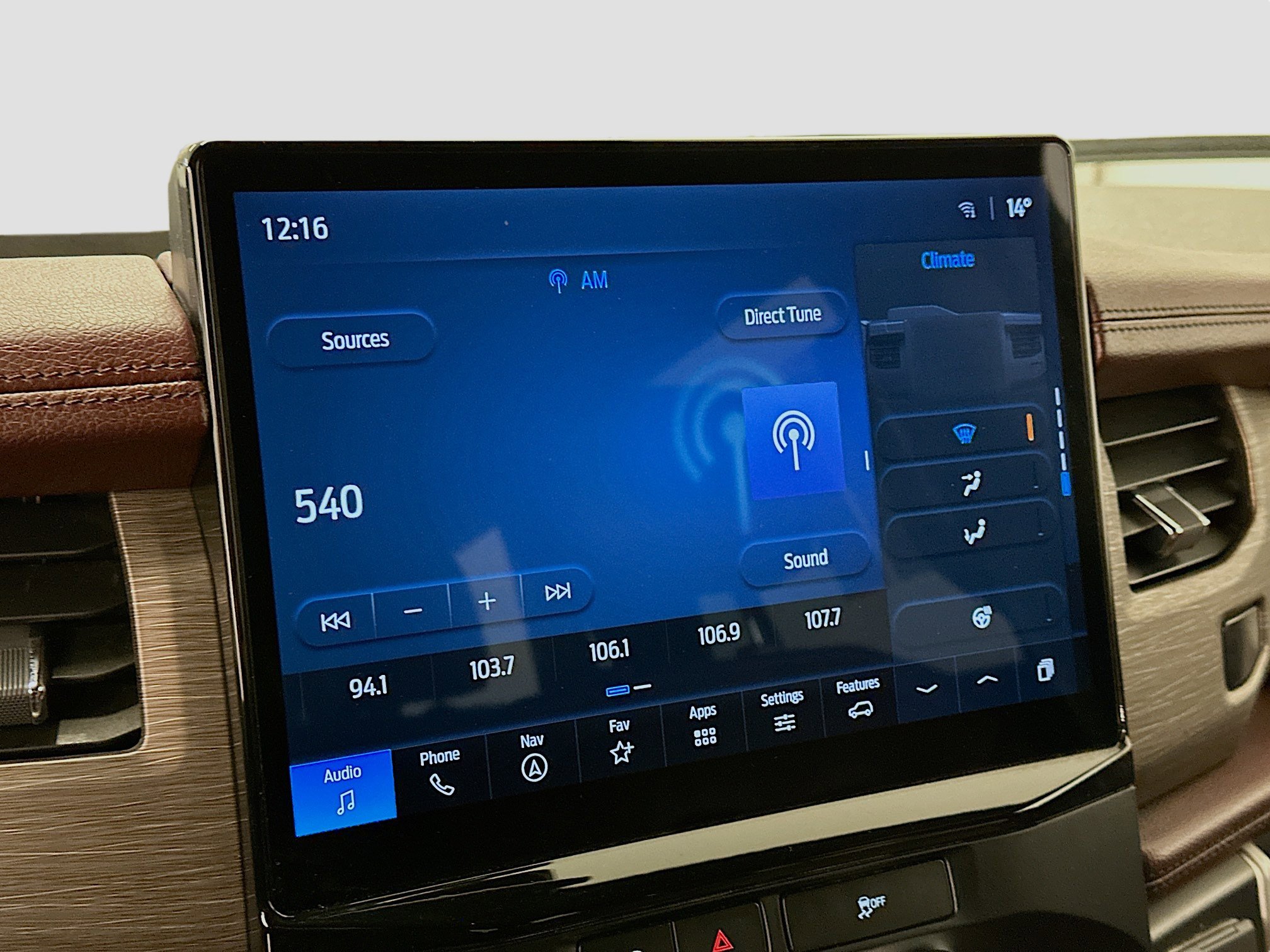 Used 2024 Ford Expedition Max Limited image 21