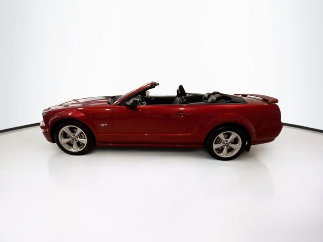 Used 2006 Ford Mustang GT image 4