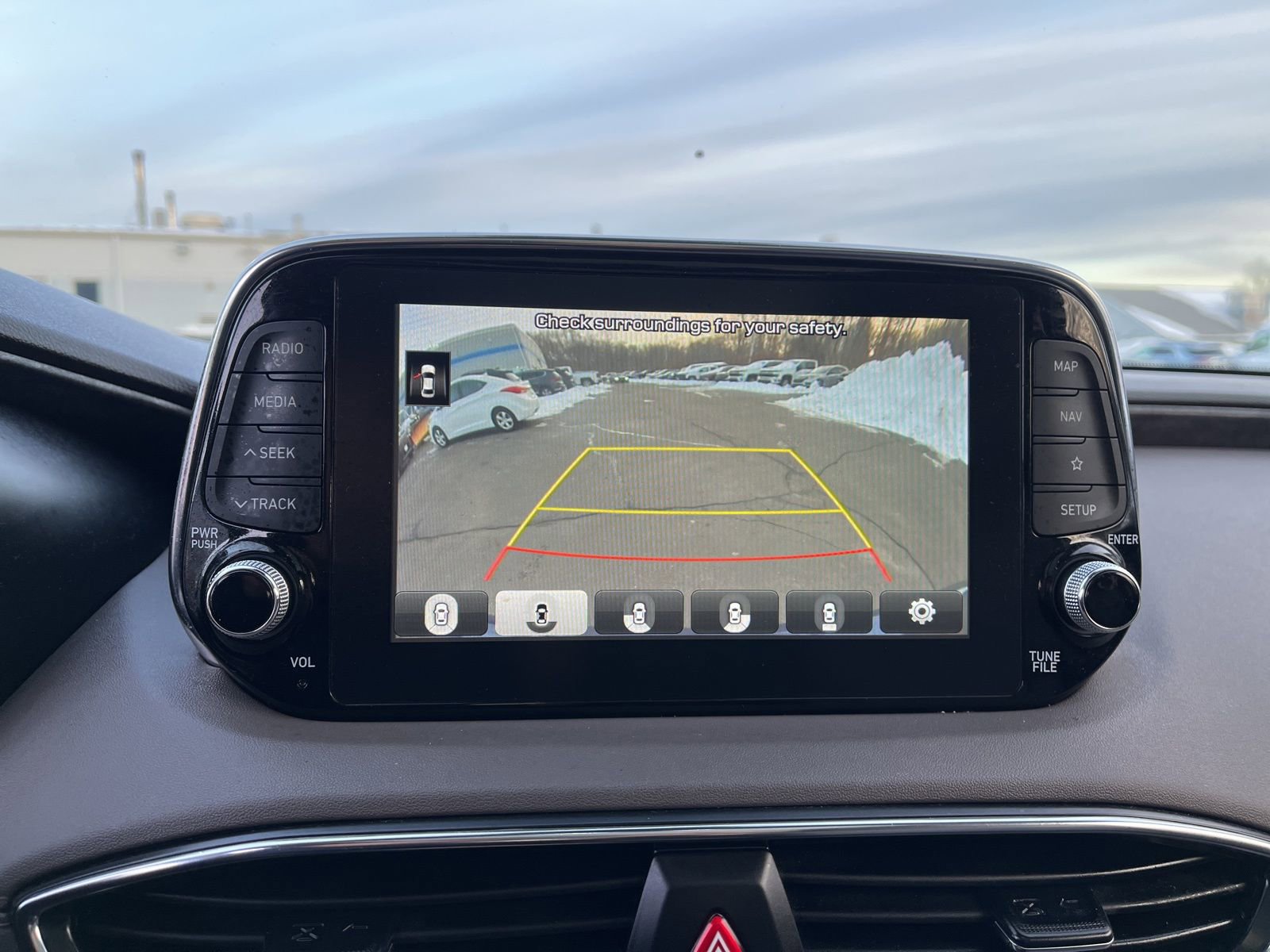 Used 2020 Hyundai Santa Fe Limited image 30