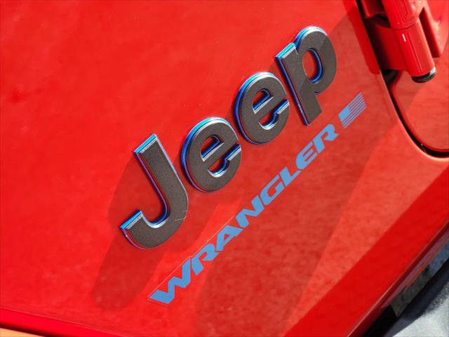 Certified 2025 Jeep Wrangler Sahara image 18