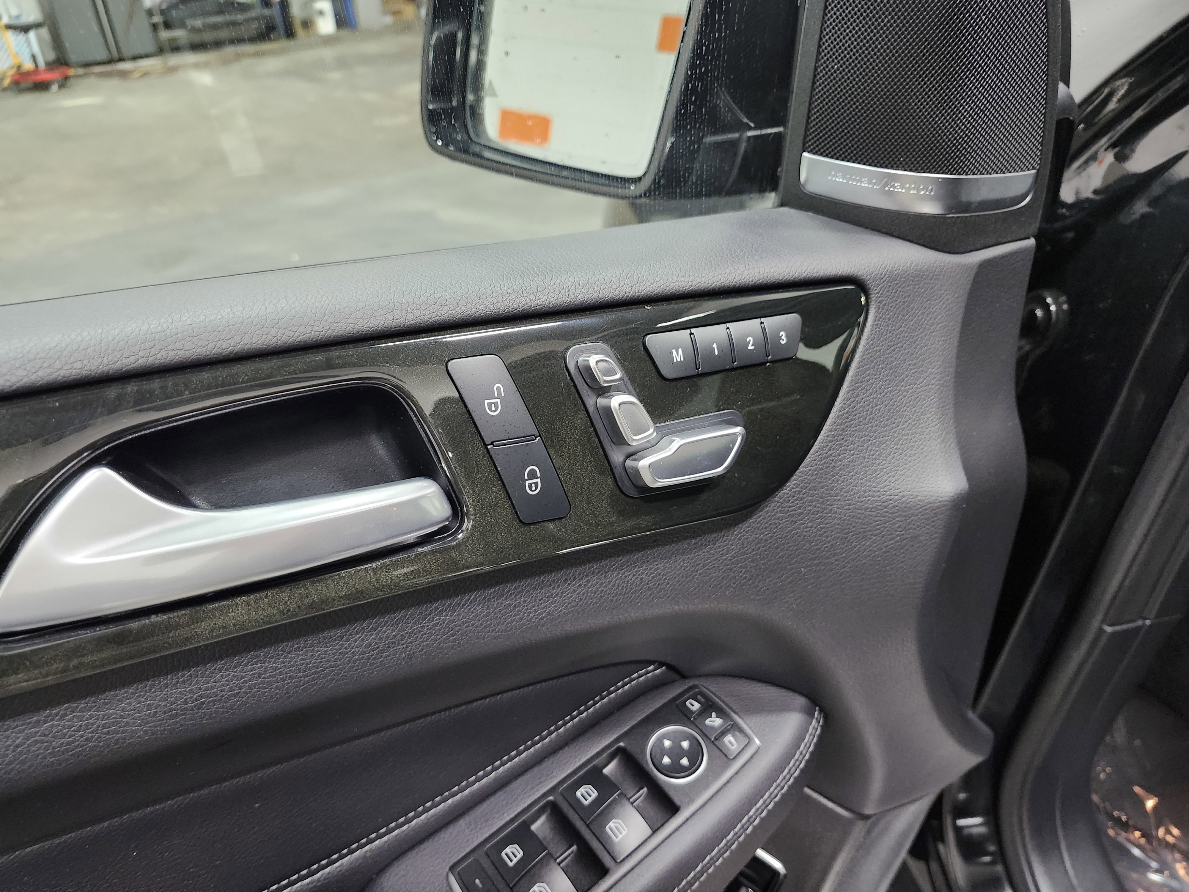 Used 2018 Mercedes-Benz GLE 350 4MATIC image 26