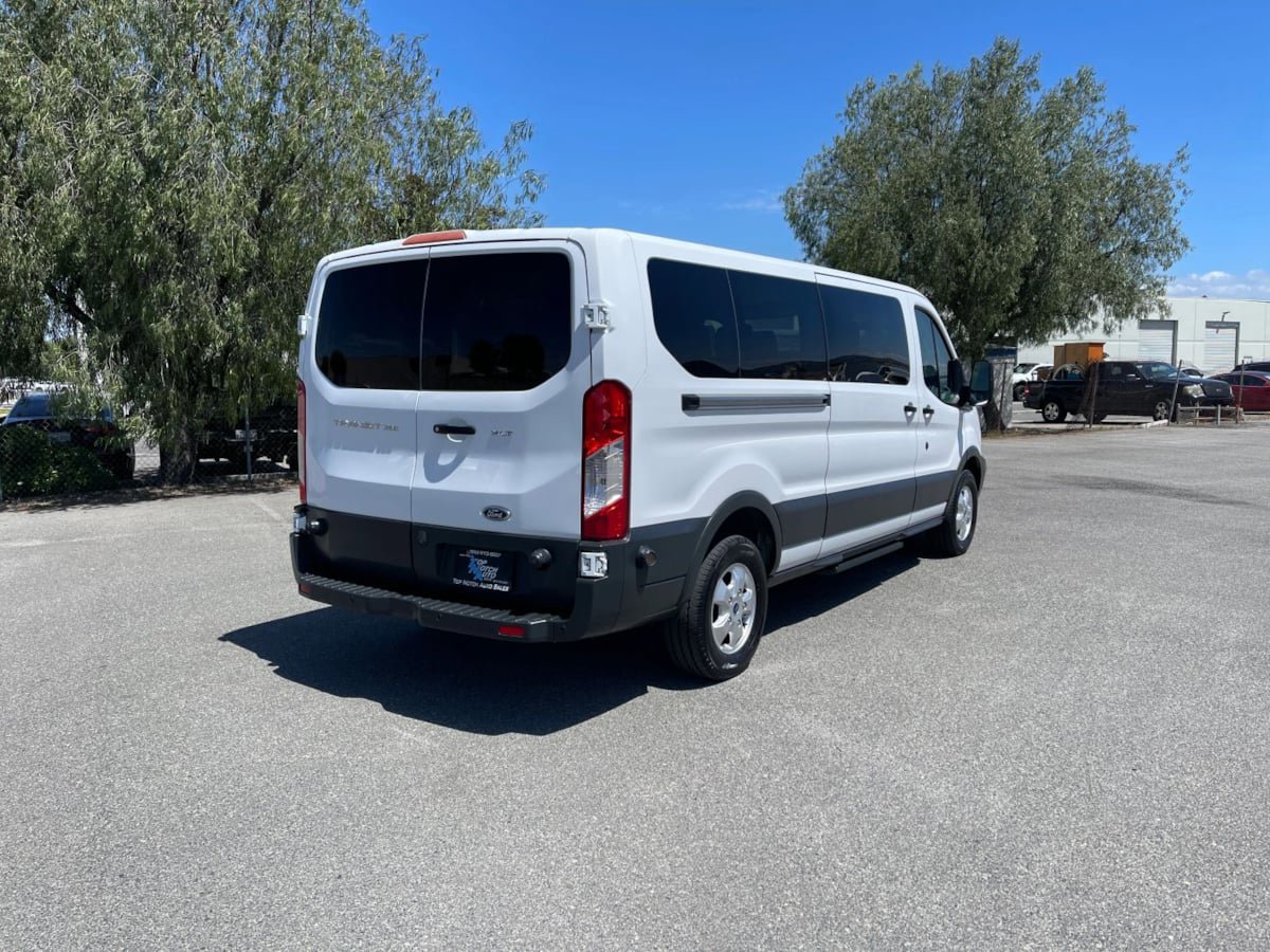 Used 2018 Ford Transit 350 XLT RWD image 5