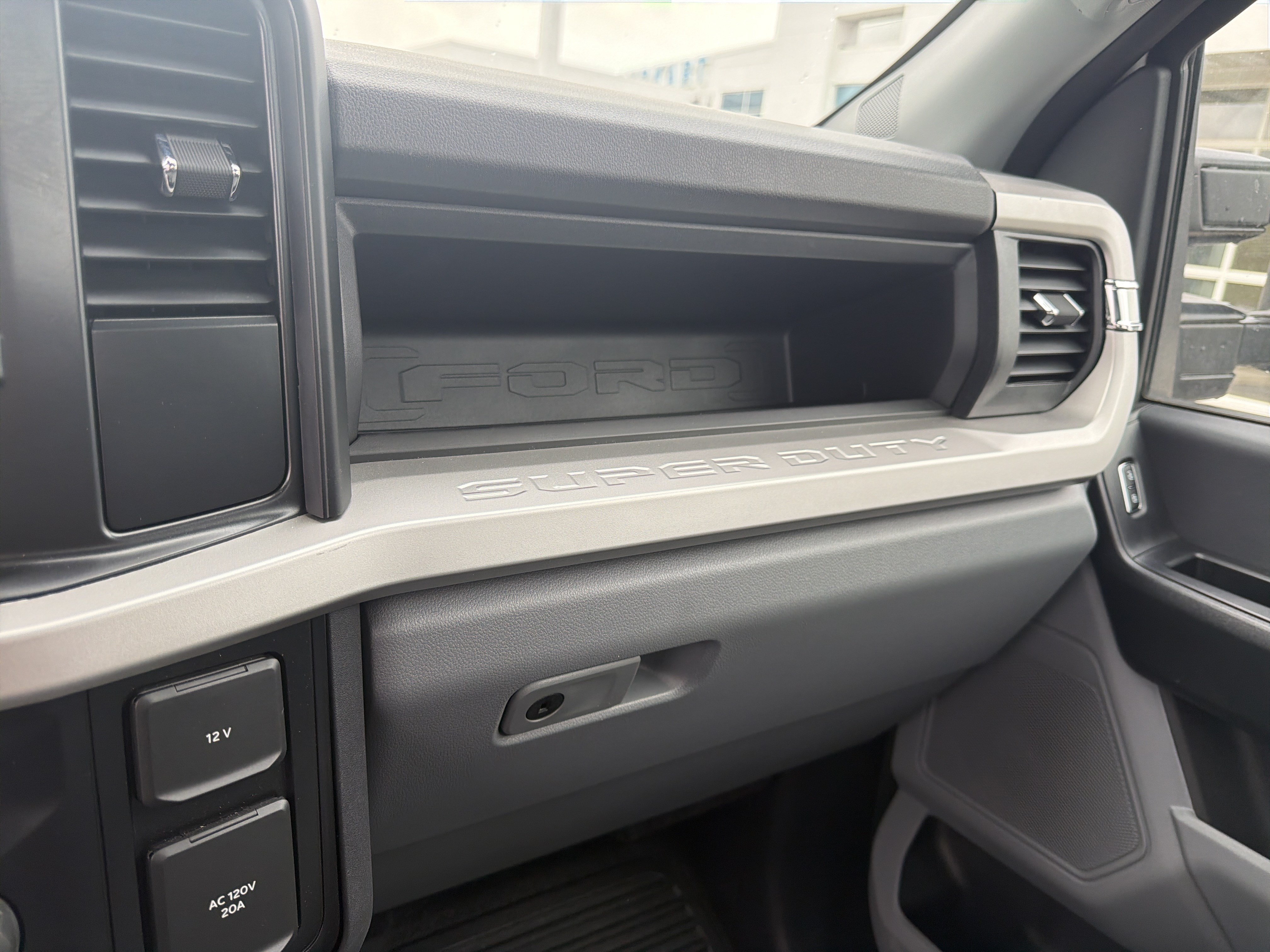 Used 2025 Ford F250 XL w/ XL Chrome Package AWD/4WD image 41