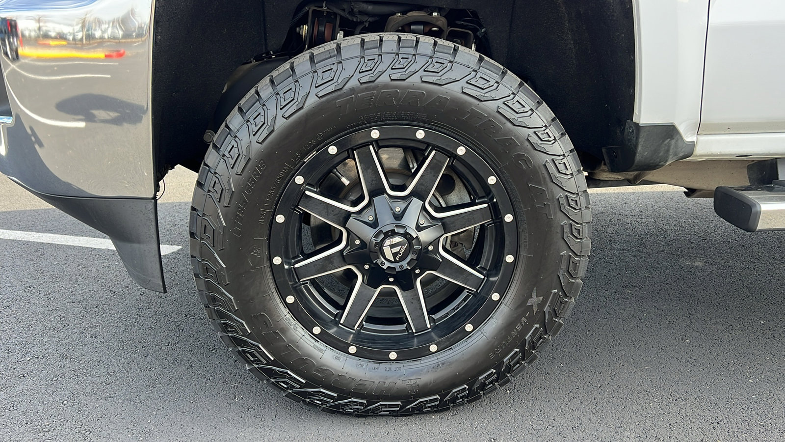 Used 2015 Chevrolet Silverado 2500 LT w/ LT Convenience Package image 11