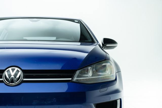 Used 2017 Volkswagen Golf 4-Door image 7