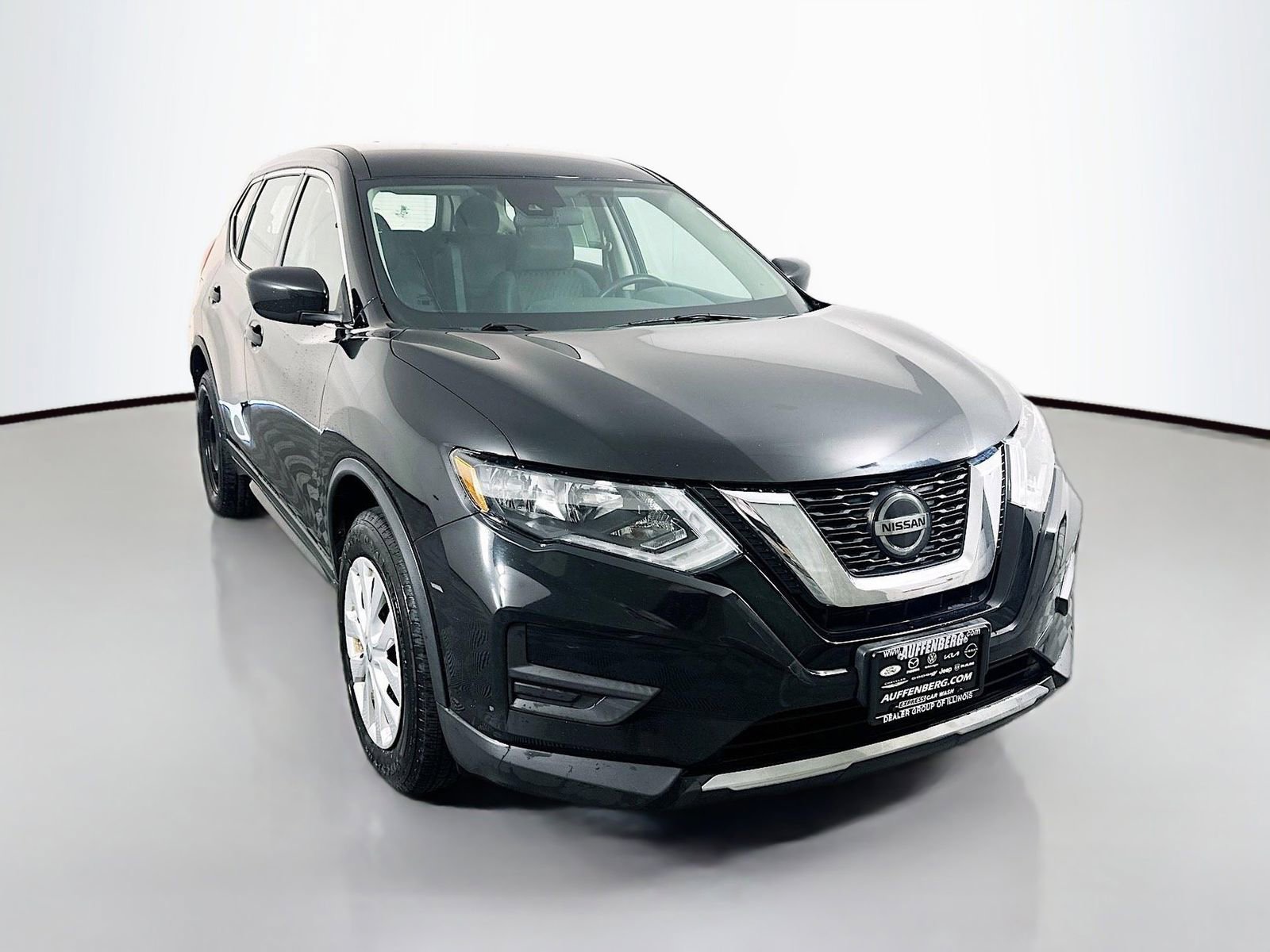 Used 2020 Nissan Rogue S AWD/4WD image 1