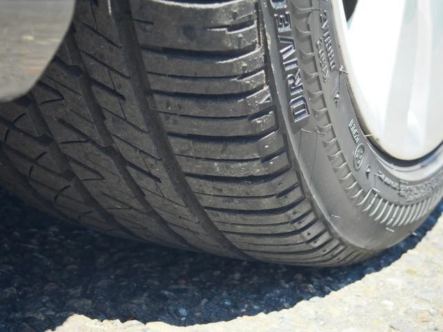Used 2006 BMW 325i Sedan RWD image 65