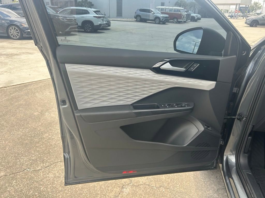 Certified 2022 Volkswagen Taos S w/ IQ Drive S Package FWD image 47