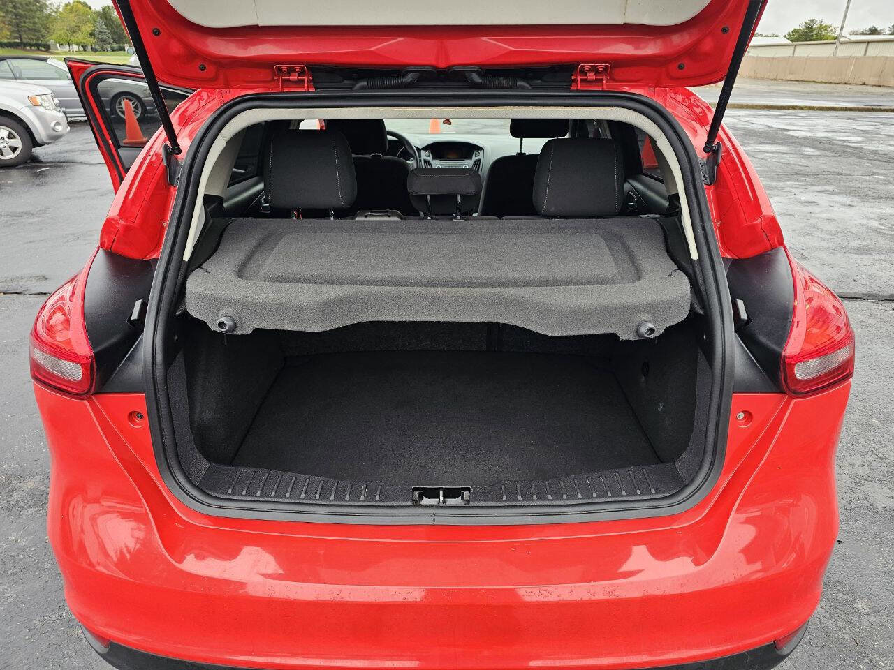 Used 2015 Ford Focus SE image 15