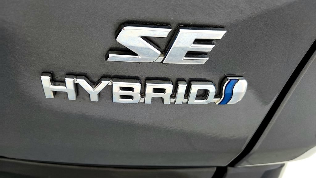 Used 2023 Toyota RAV4 SE AWD/4WD image 14