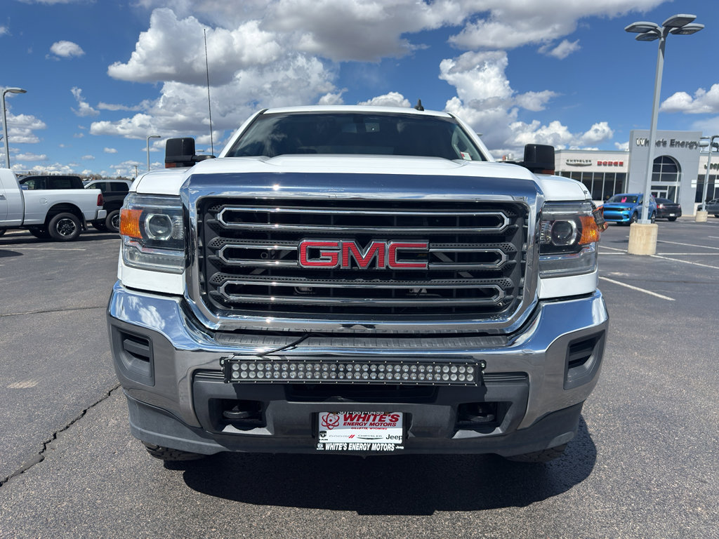 Used 2017 GMC Sierra 3500 SLE image 2