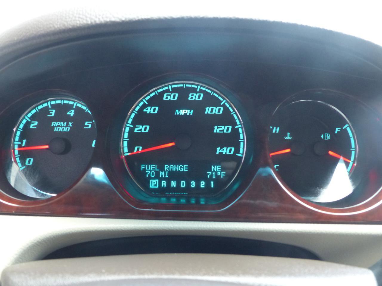 Used 2009 Buick Lucerne CXL FWD image 19