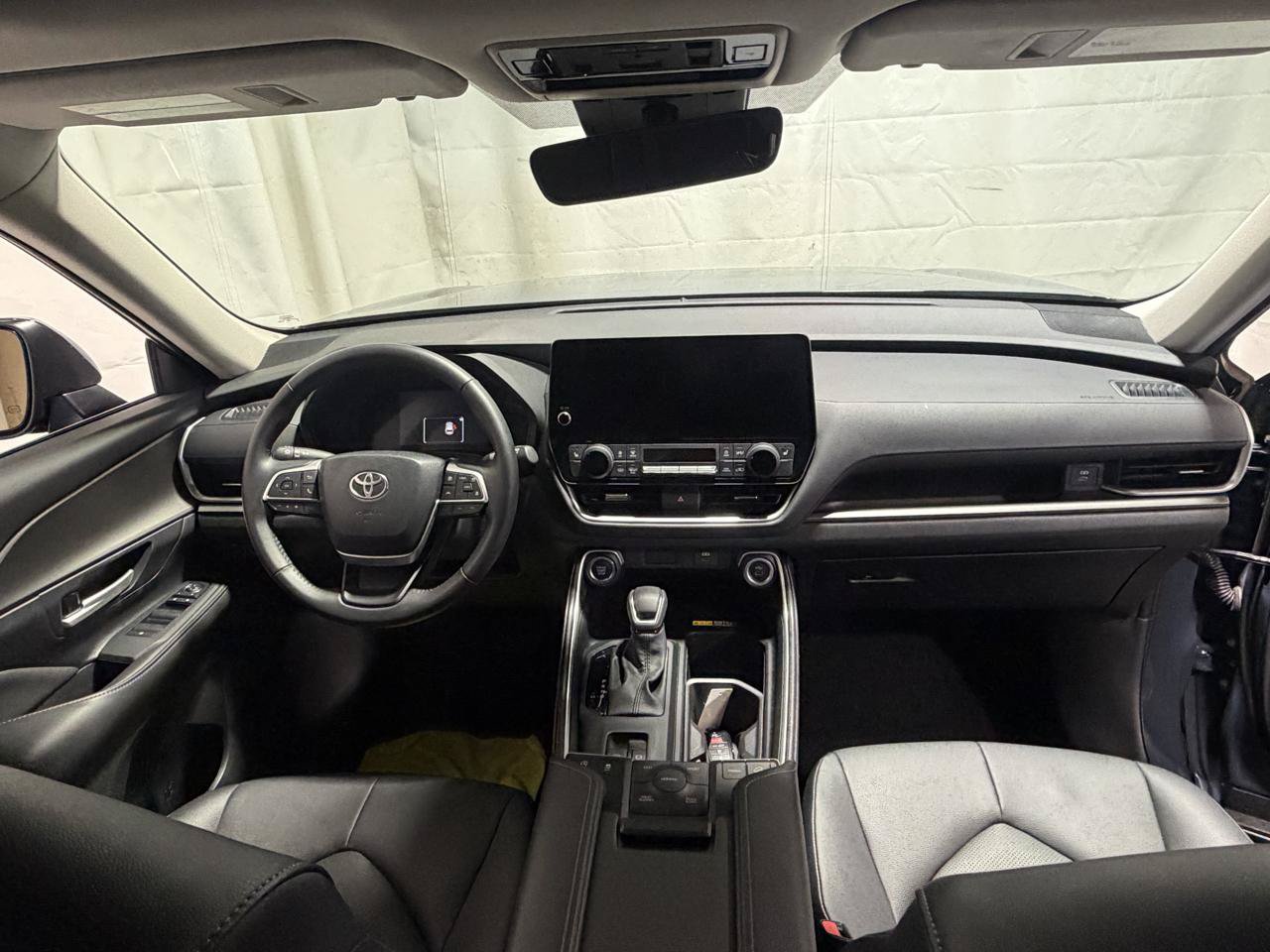 Used 2026 Toyota Grand Highlander AWD image 15