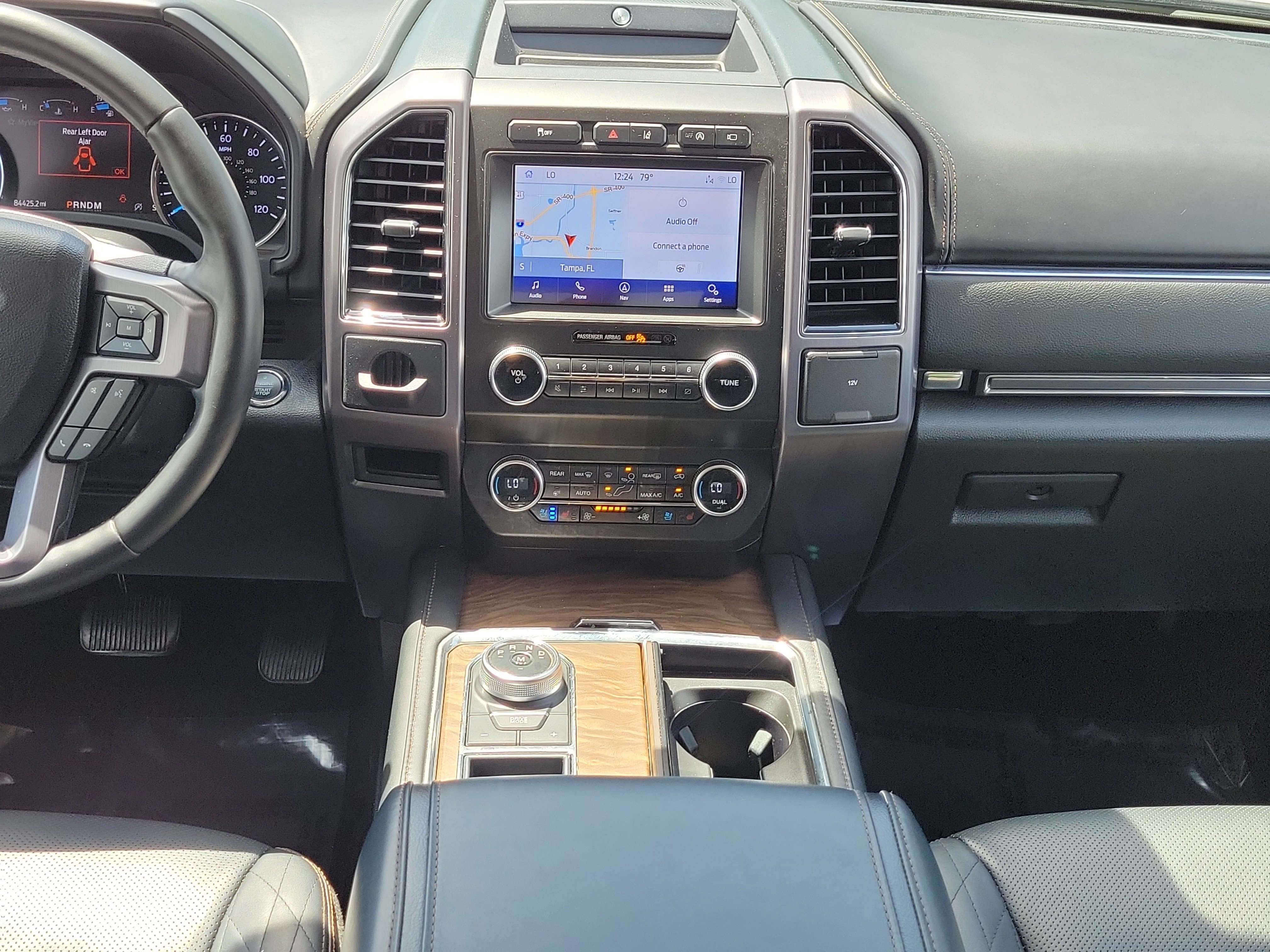 Used 2020 Ford Expedition Platinum image 17