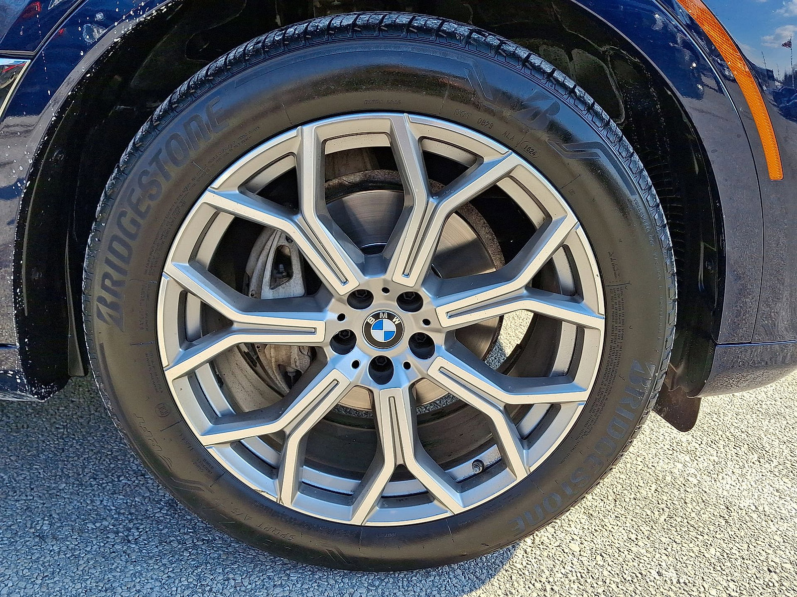 Used 2022 BMW X7 xDrive40i w/ Executive Package image 27