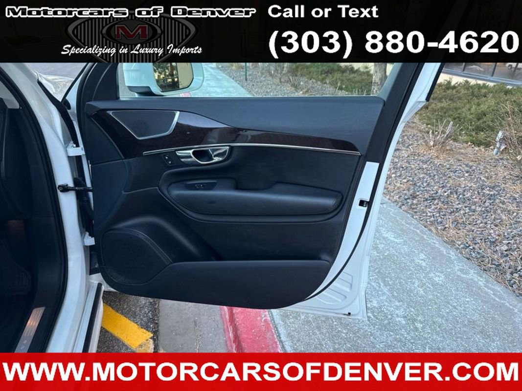 Used 2017 Volvo XC90 T6 Momentum w/ Vision Package image 24