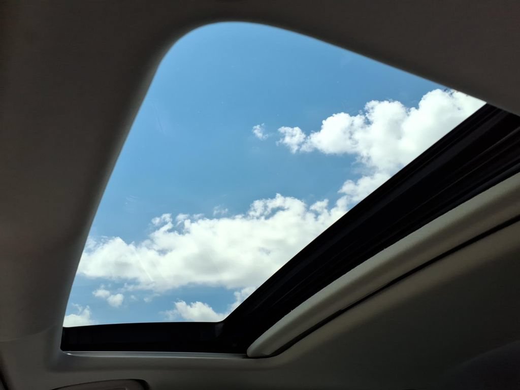 Used 2019 Honda Accord Touring image 15