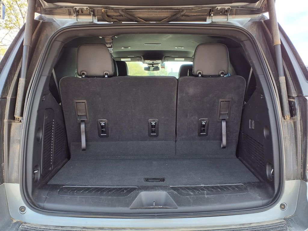 Used 2025 Chevrolet Tahoe LT AWD/4WD image 10