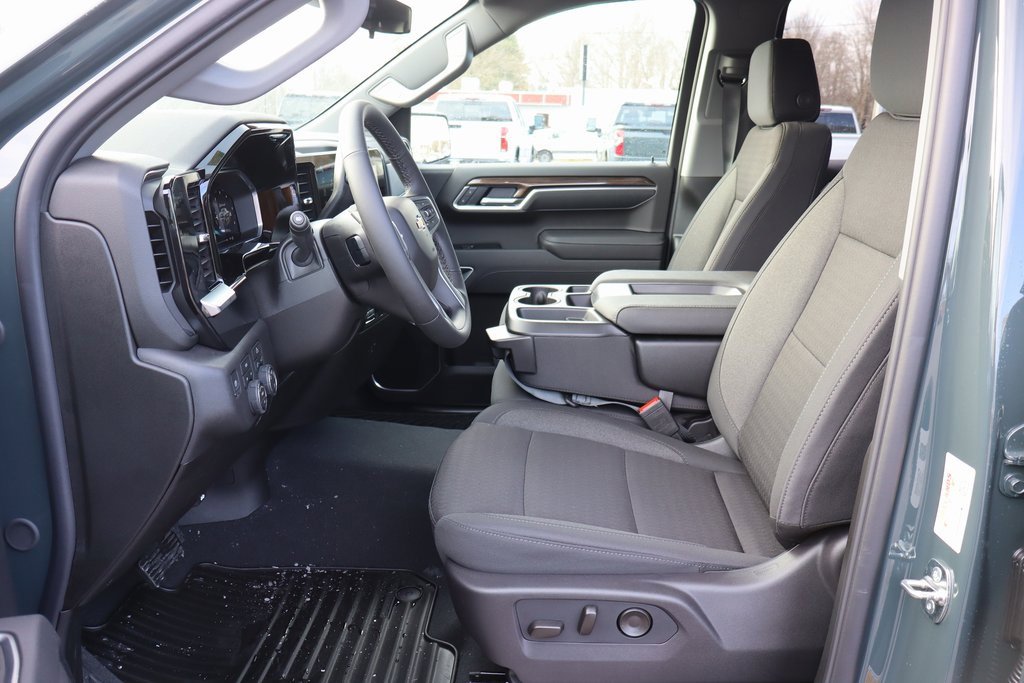 New 2026 Chevrolet Silverado 1500 LT image 4