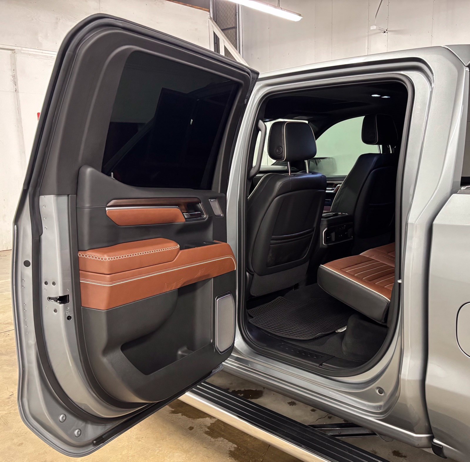 Used 2025 GMC Sierra 1500 Denali Ultimate AWD/4WD image 23