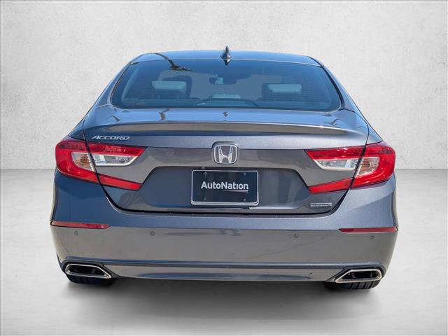 Used 2018 Honda Accord Touring image 7