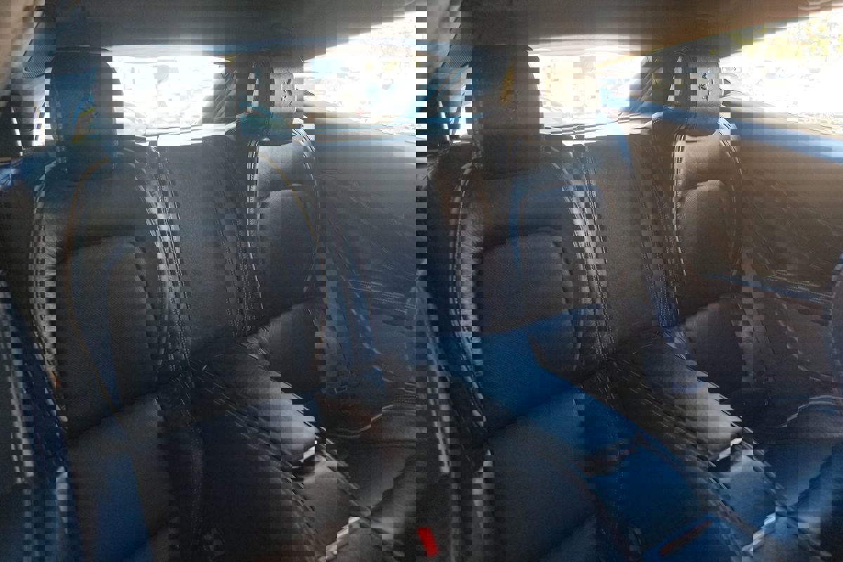 Used 2012 Ferrari FF image 24