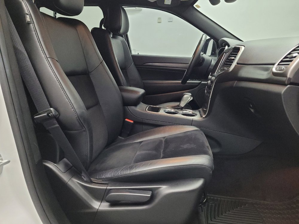 Used 2018 Jeep Grand Cherokee Altitude RWD image 21