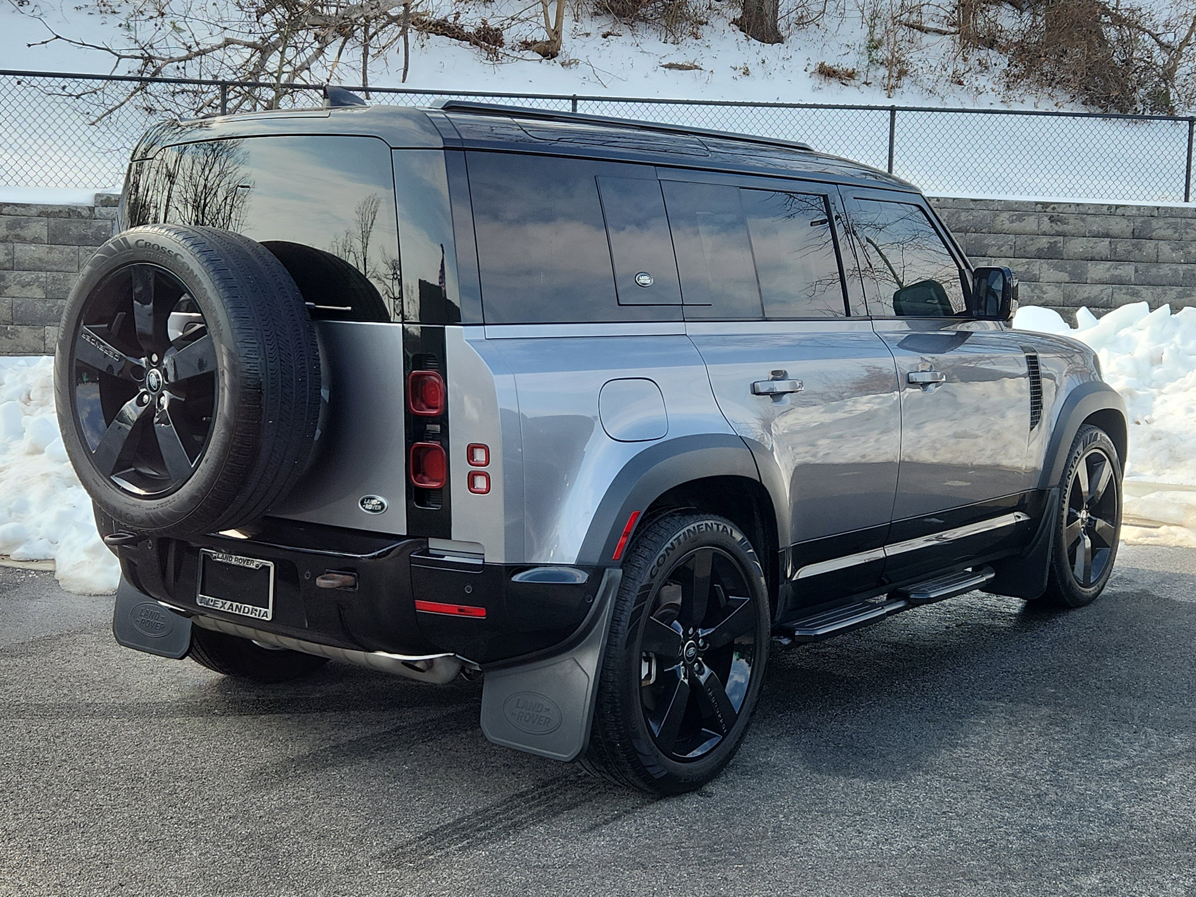 Used 2023 Land Rover Defender 110 X-Dynamic SE video 2