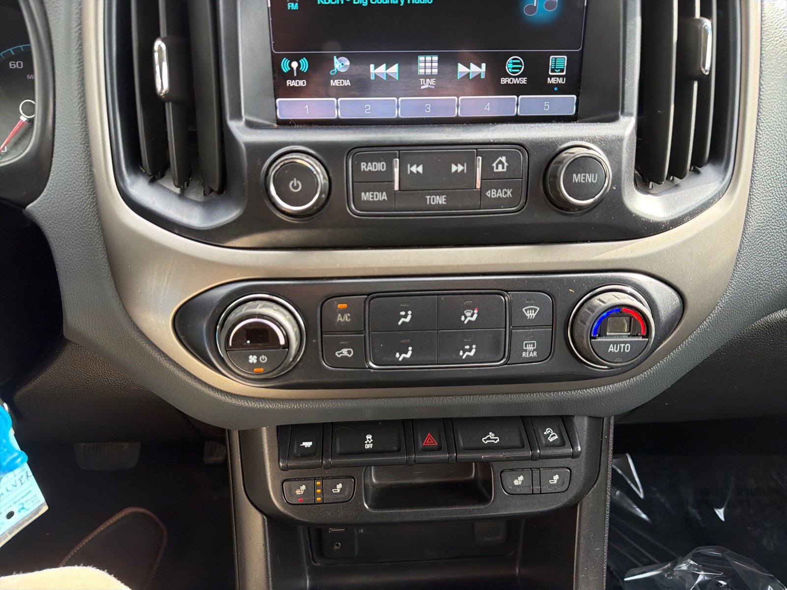 Used 2016 Chevrolet Colorado Z71 image 18