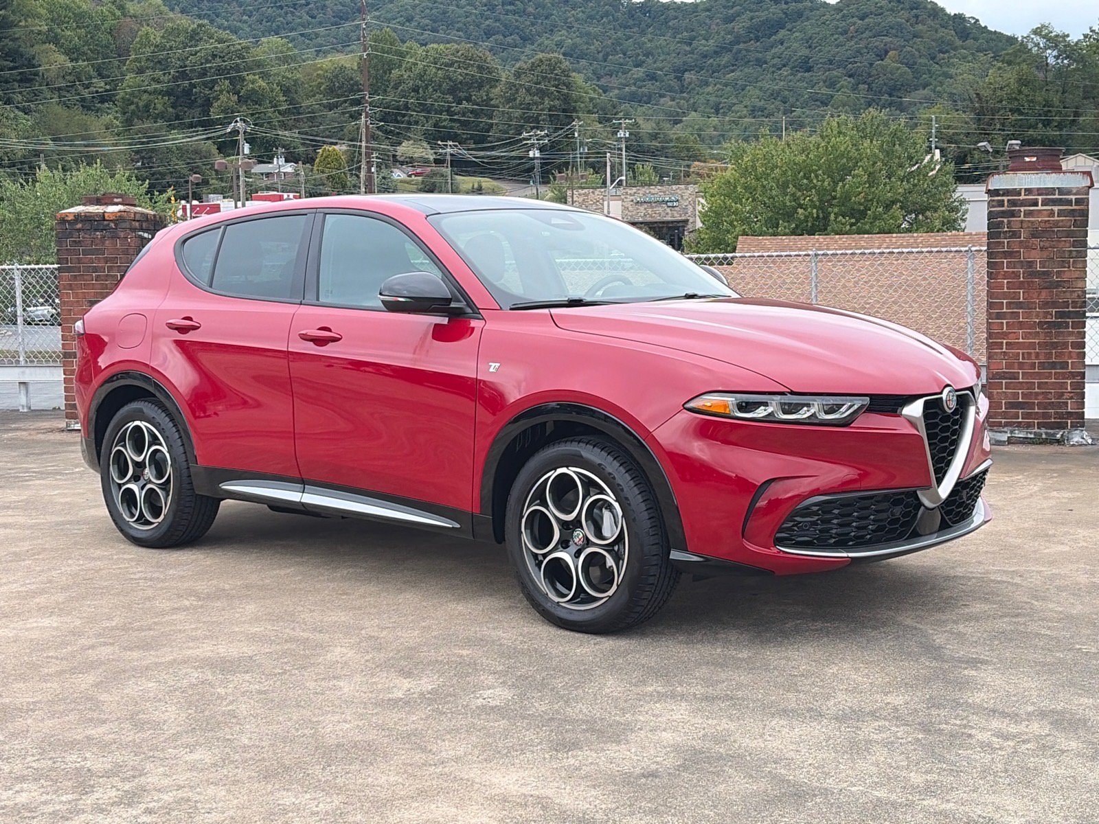 Used 2024 Alfa Romeo Tonale Ti w/ Premium Interior Package