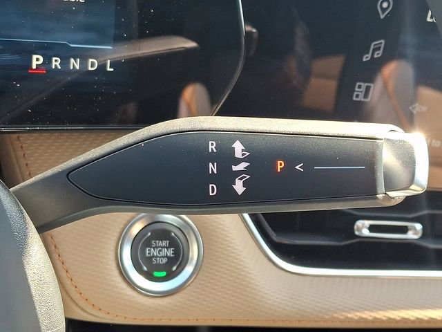 Certified 2025 Chevrolet Equinox ACTIV w/ Safety and Technology Package image 14