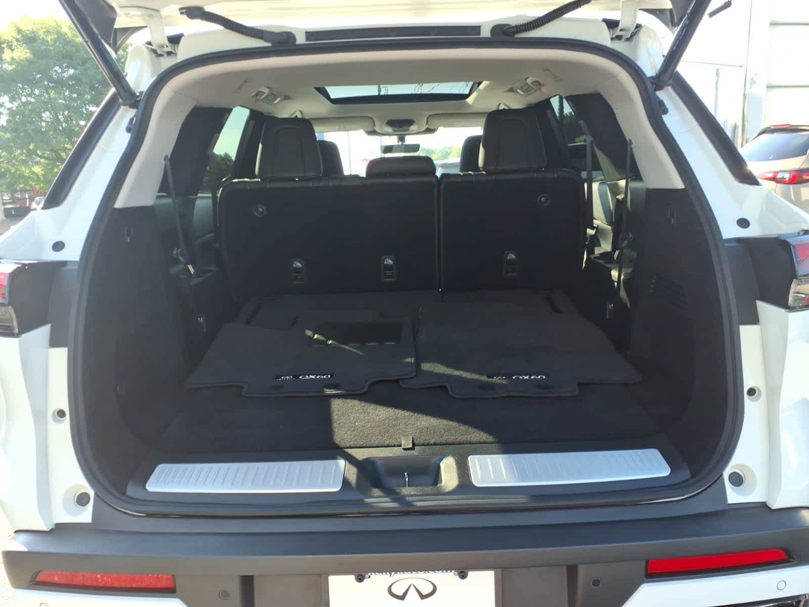 Certified 2023 INFINITI QX60 Pure AWD/4WD image 16
