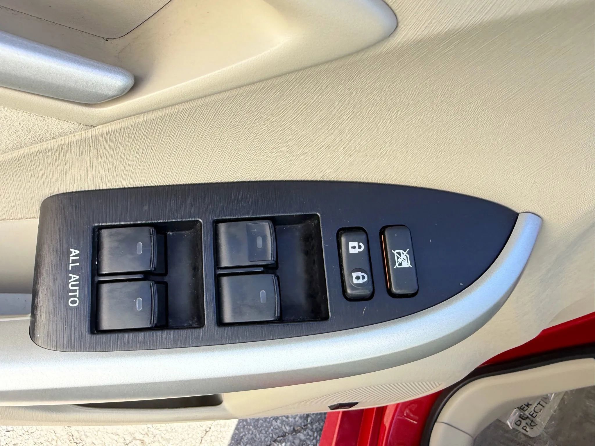 Used 2011 Toyota Prius Three FWD image 19