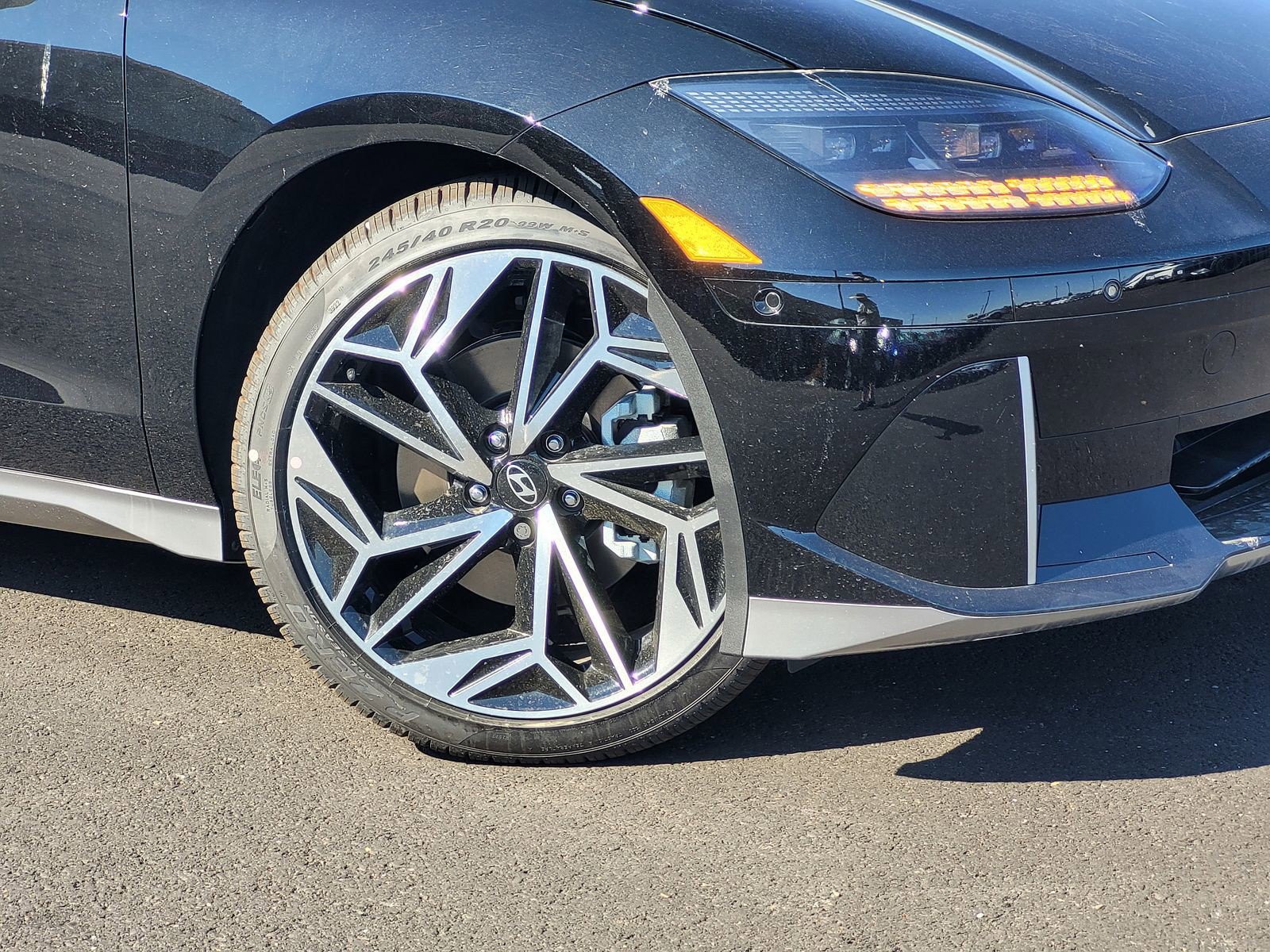 New 2023 Hyundai Ioniq 6 Limited image 11