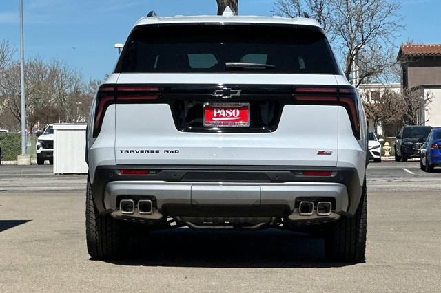 New 2026 Chevrolet Traverse Z71 w/ Enhanced Driving Package image 6
