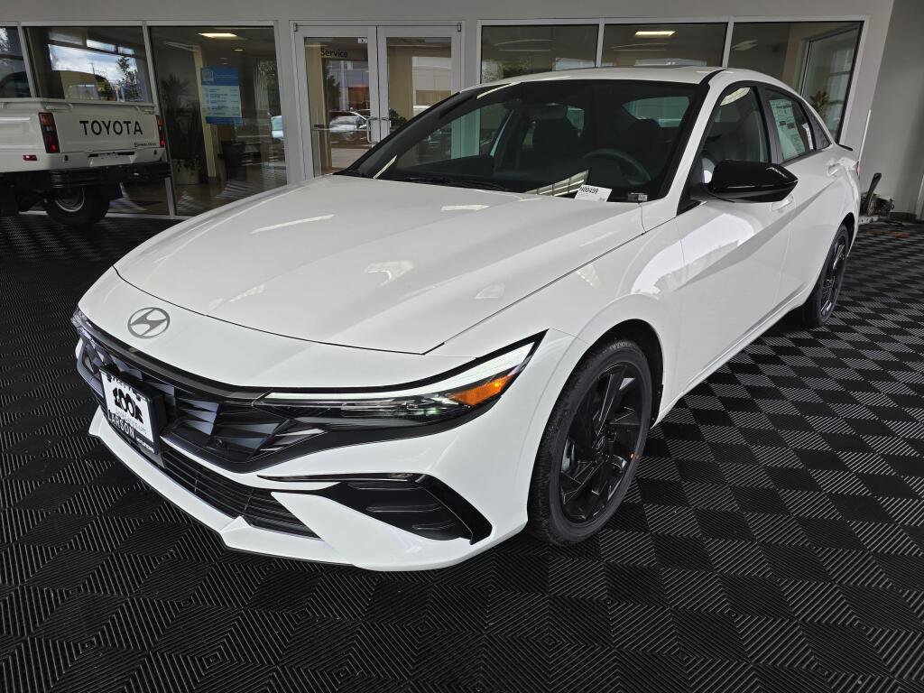 New 2026 Hyundai Elantra SEL Sport image 8