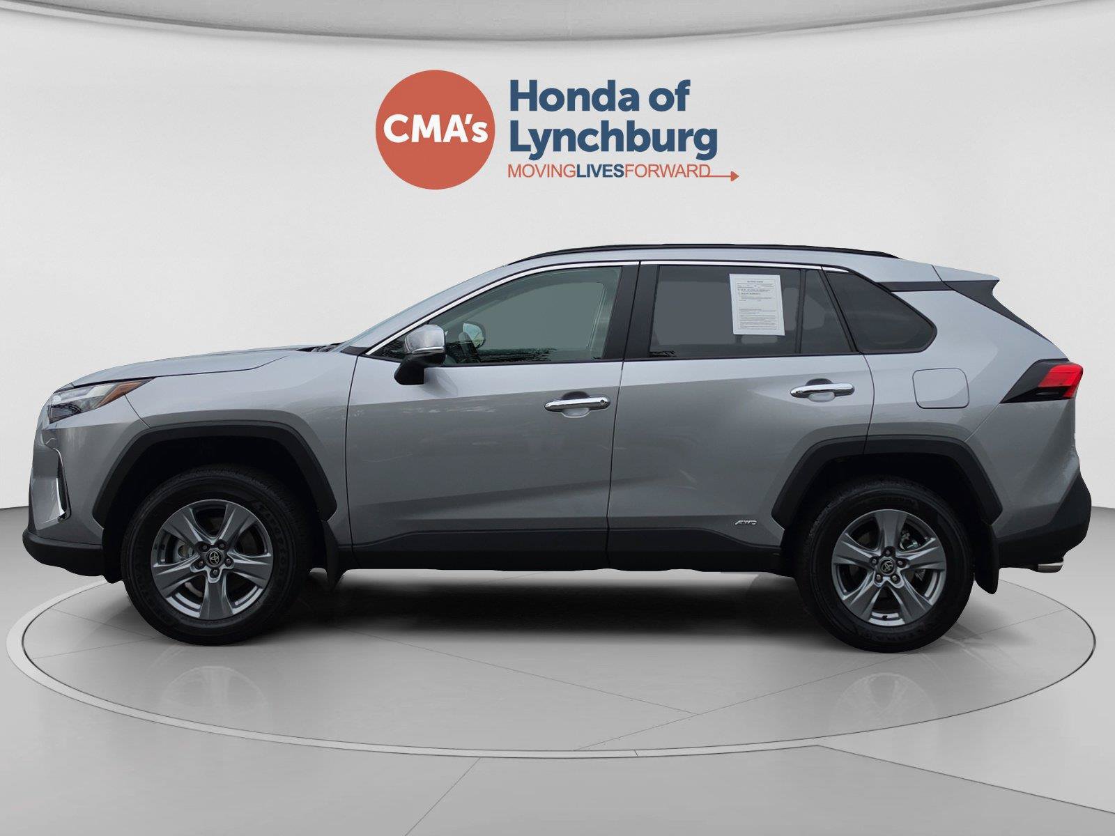 Used 2025 Toyota RAV4 XLE w/ Convenience Package AWD/4WD image 2
