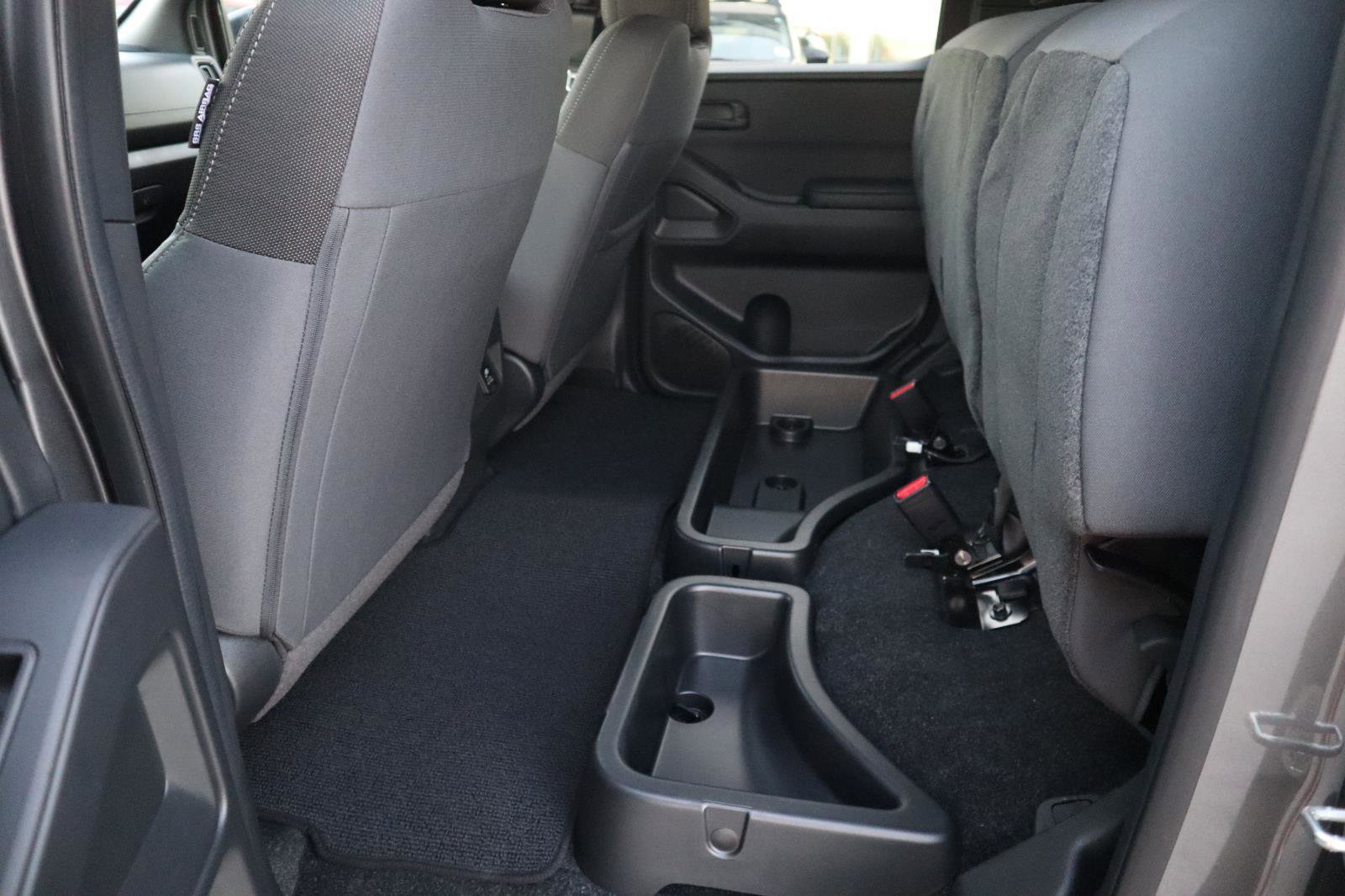 New 2026 Nissan Frontier 4x4 Crew Cab image 40