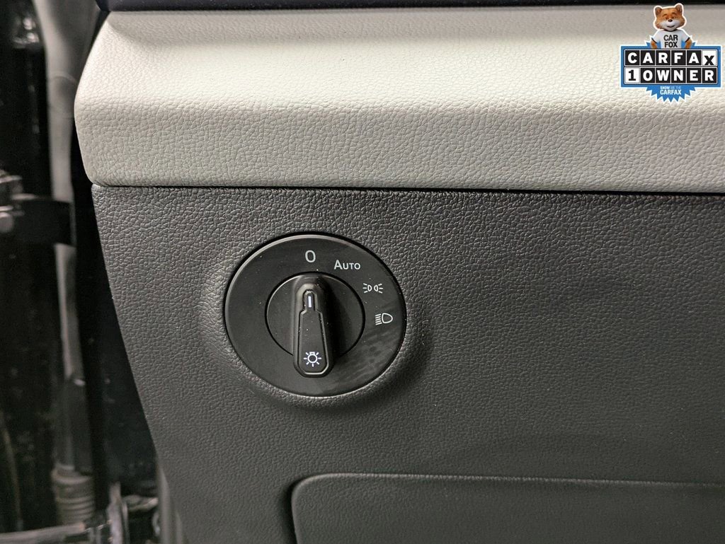 Used 2022 Volkswagen Taos SE image 22