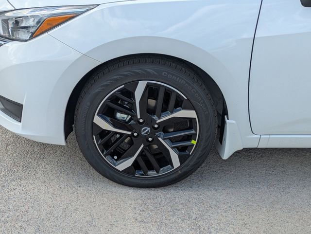 New 2025 Nissan Versa SR w/ Trunk Package image 10