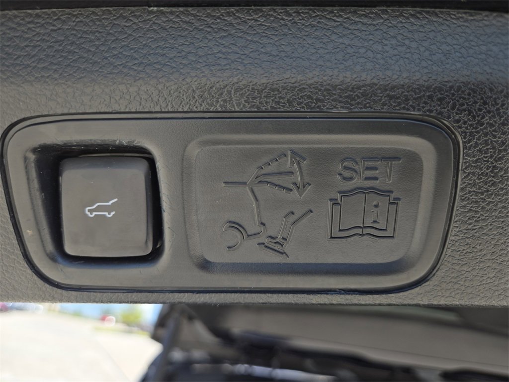 Used 2021 Ford Expedition Platinum image 32